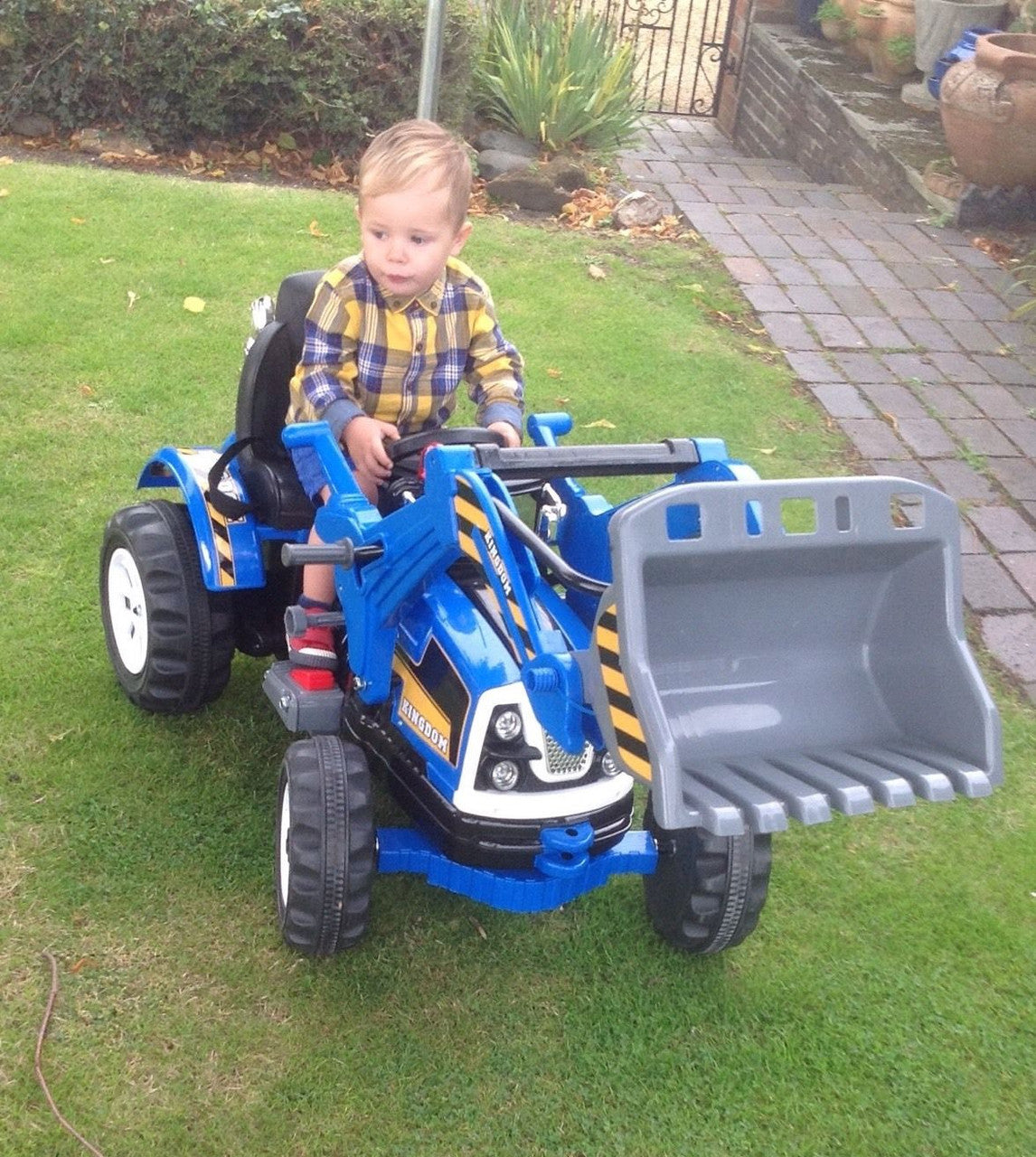 Kingdom Electric Tractor with Loader - My Outdoor Playground